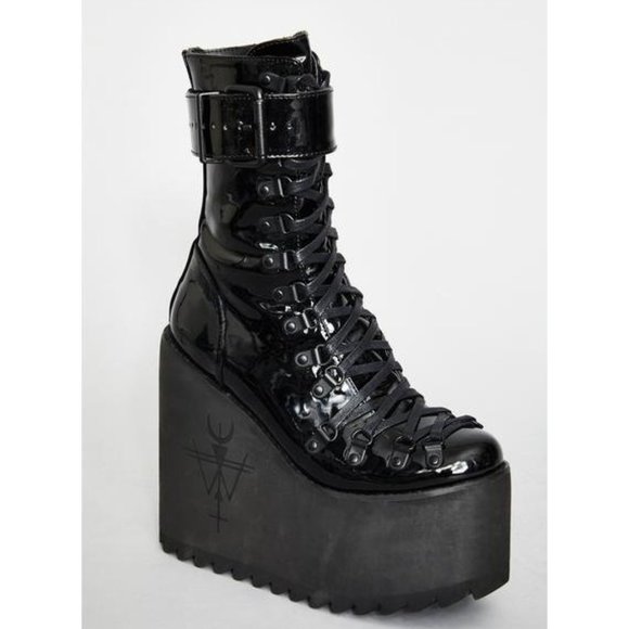 SOLD!🆕"Sacred Traitor" Widow DollsKill Boots - Picture 3 of 8